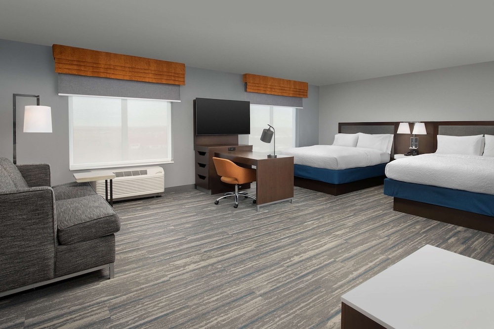 Suite, 2 Queen Beds, Accessible - Photo 4
