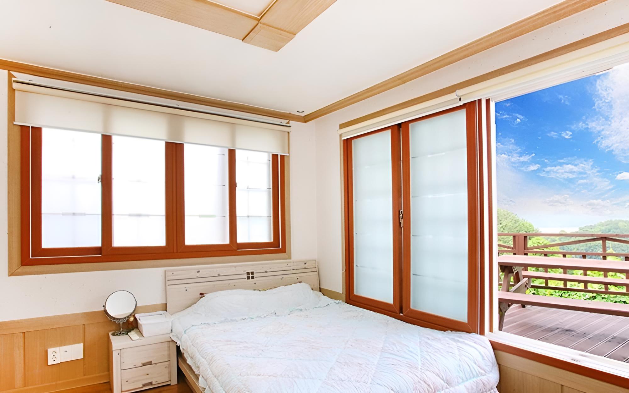 Room (Wind) - Photo 3