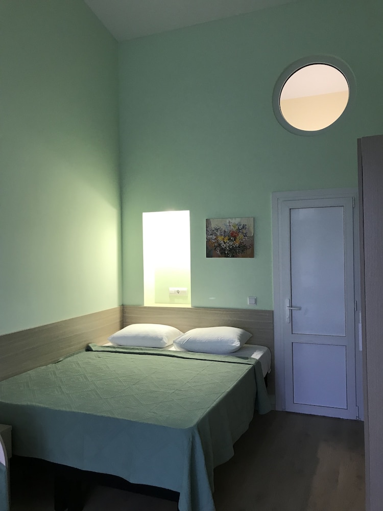 Comfort Triple Room photo 2
