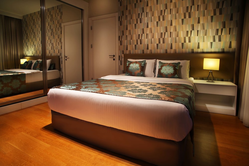 Suite photo 1