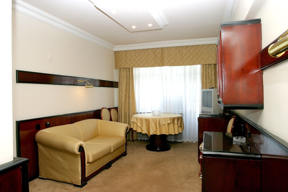 Business Double Room photo 3