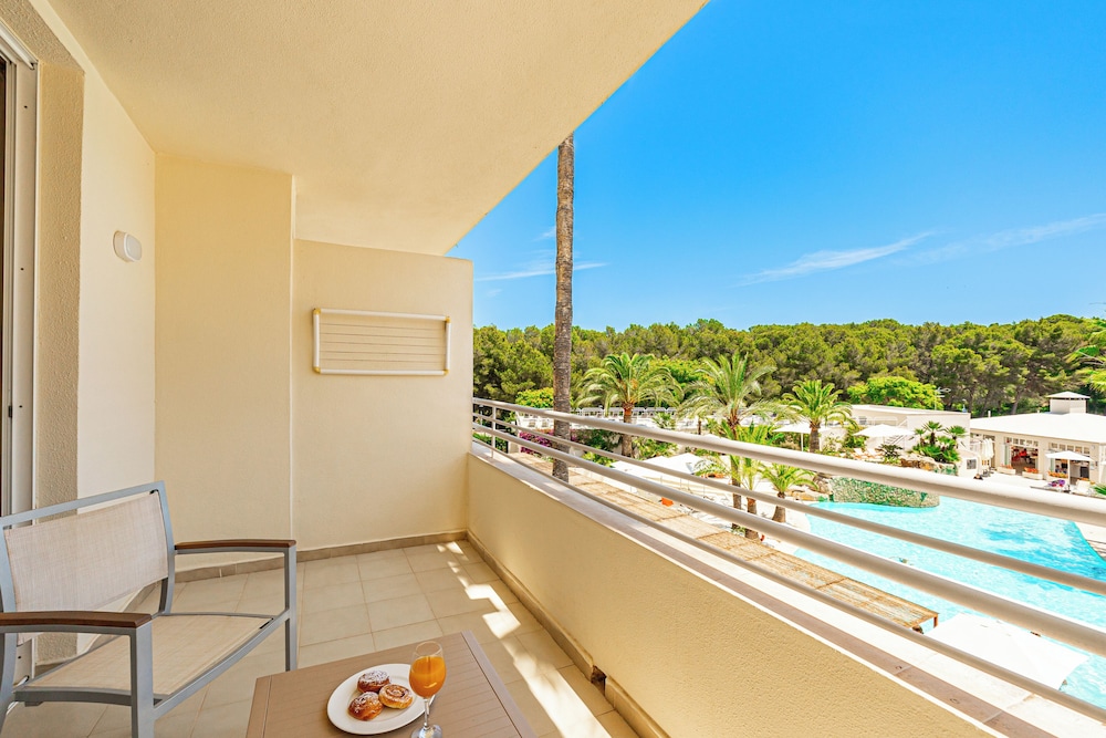 Junior Suite, Terrace, Pool View (2 People) - Photo 5