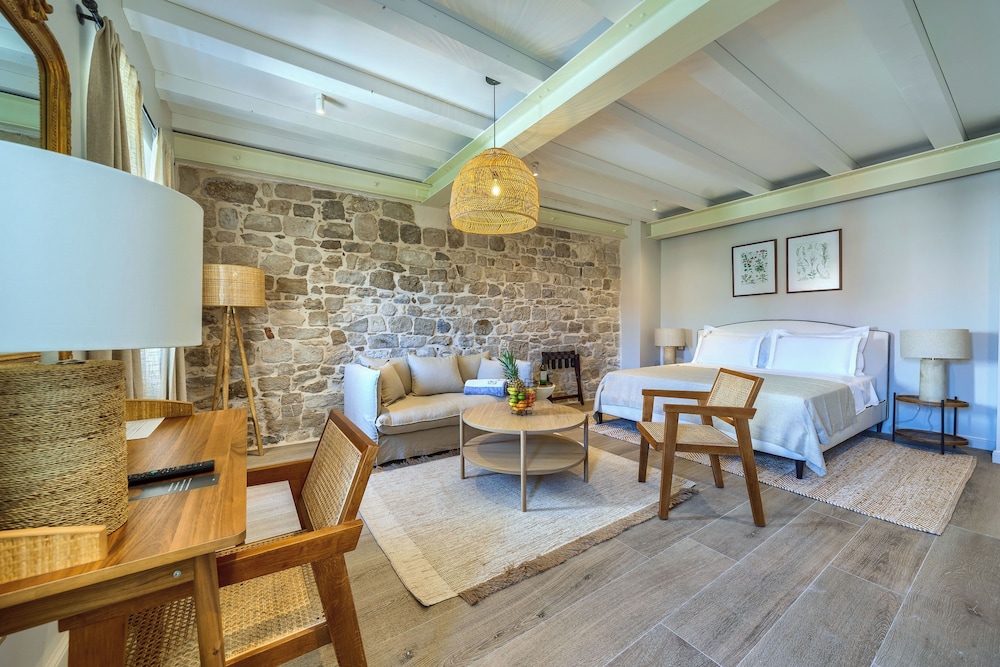 Luxury Room