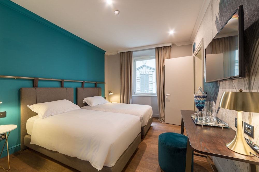 Classic Twin Room - Photo 3