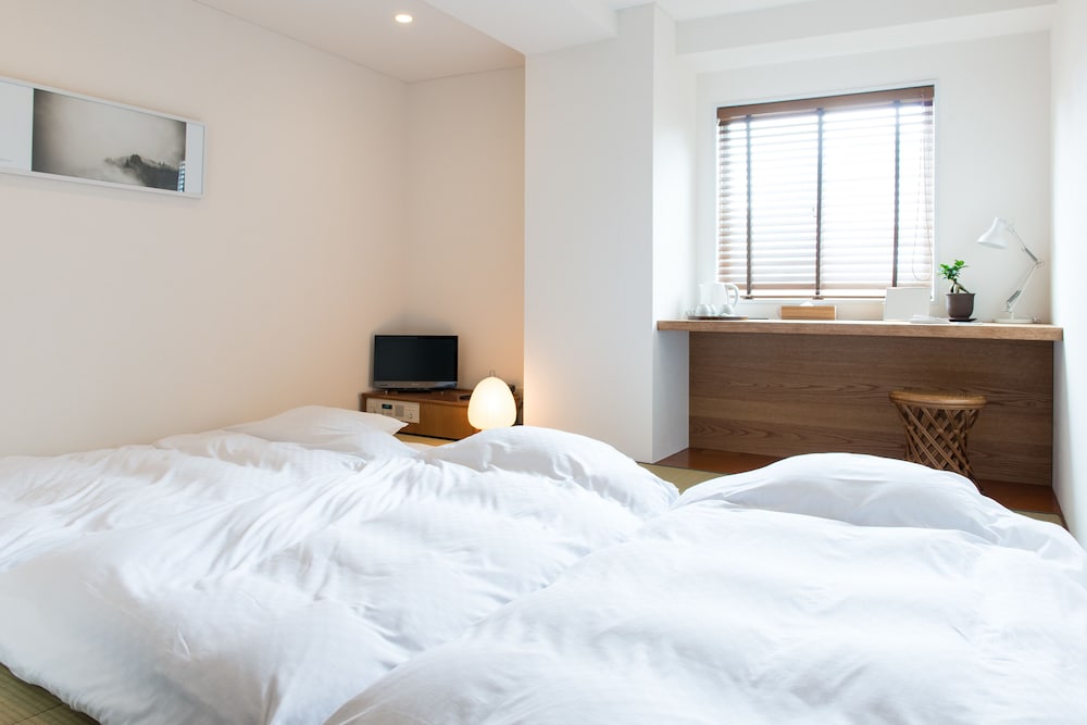 [Non Smoking] Japanese-Style Triple Room (with Unit bath & Free Wi-Fi)