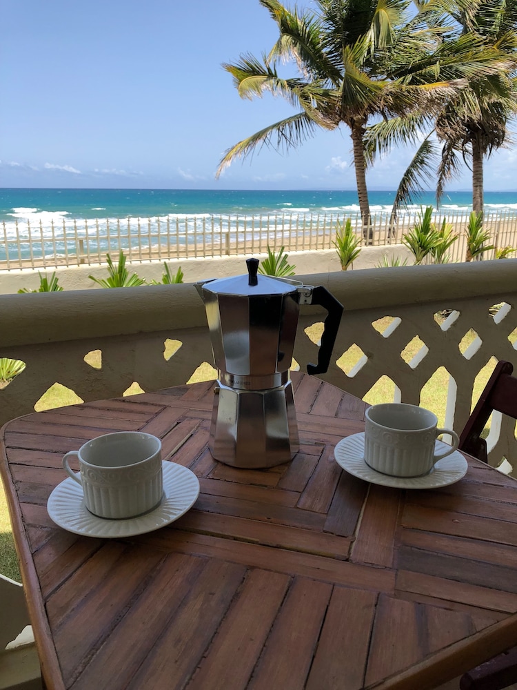 Double Room, 2 Double Beds, Ocean View, Beachfront photo 3