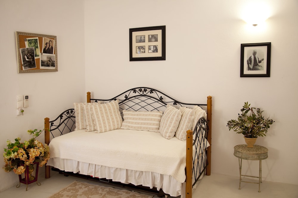 Deluxe Suite photo 3