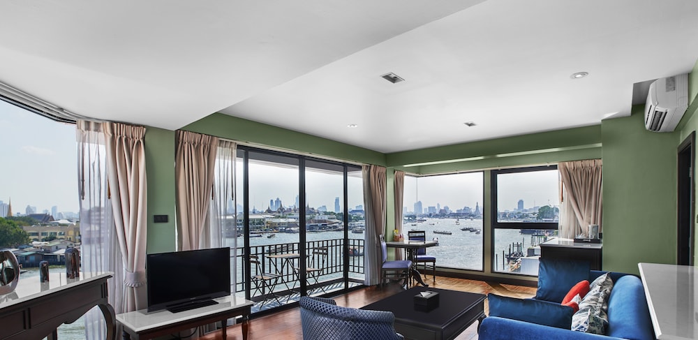 Panoramic Suite, Balcony, River View photo 3