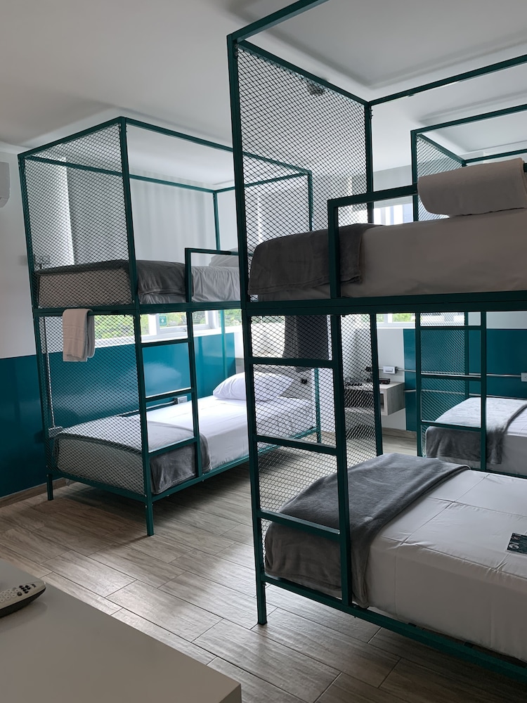 City Room, Multiple Beds photo 2