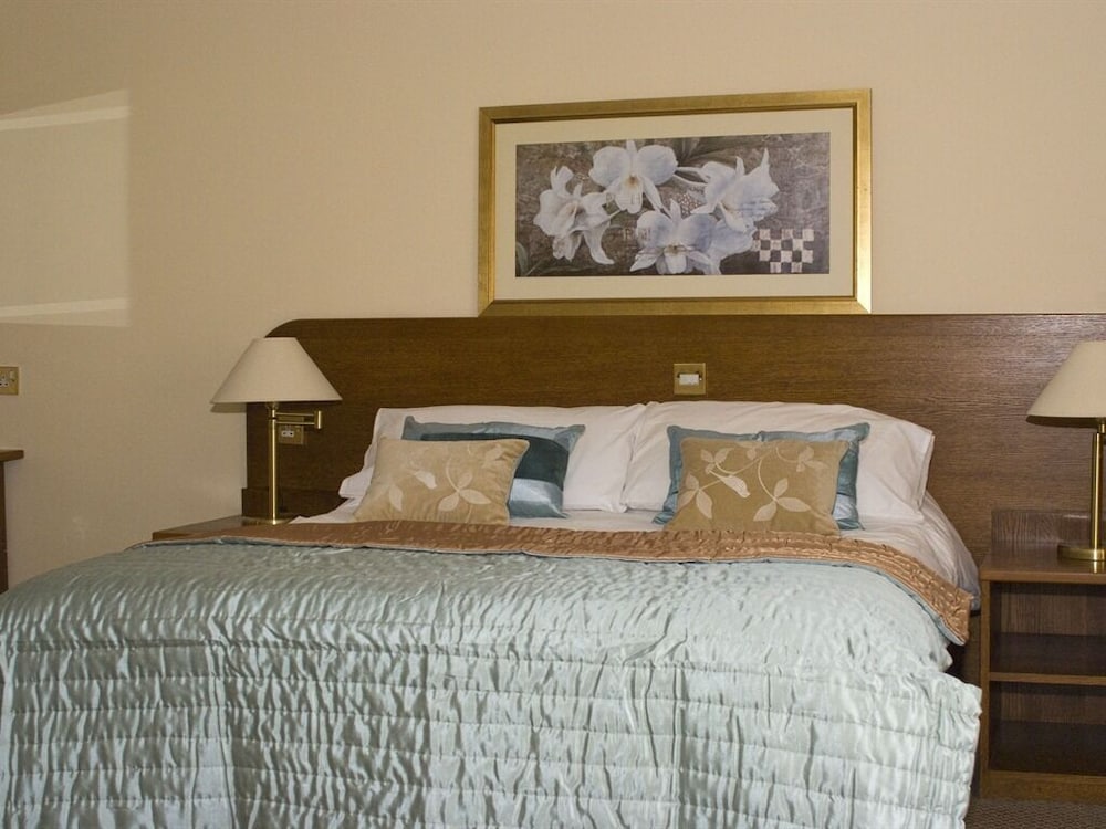 Twin Room, Ensuite photo 3