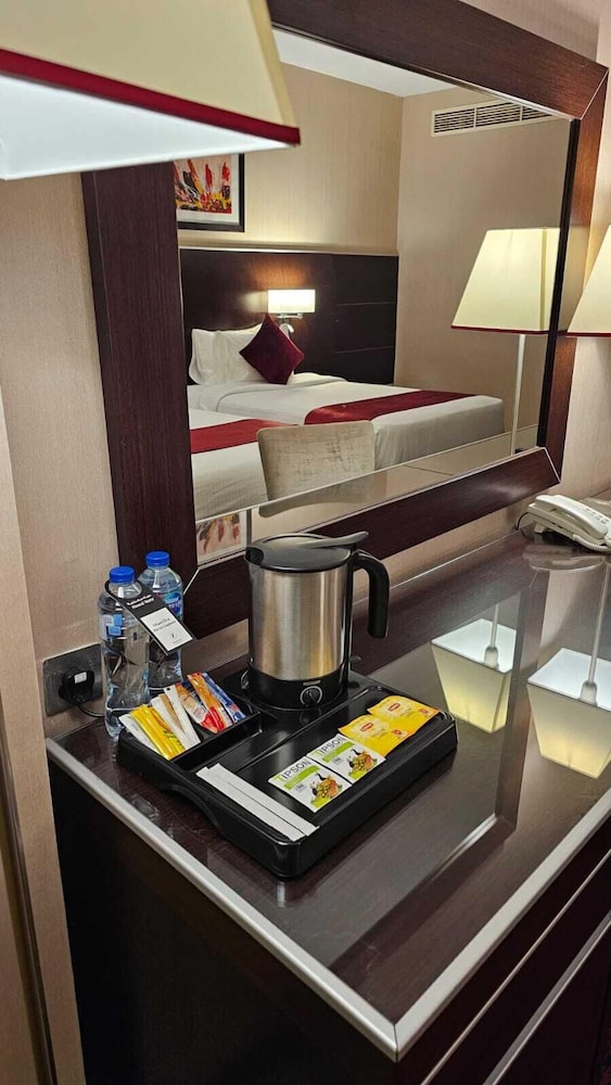 Deluxe Triple Room photo 3