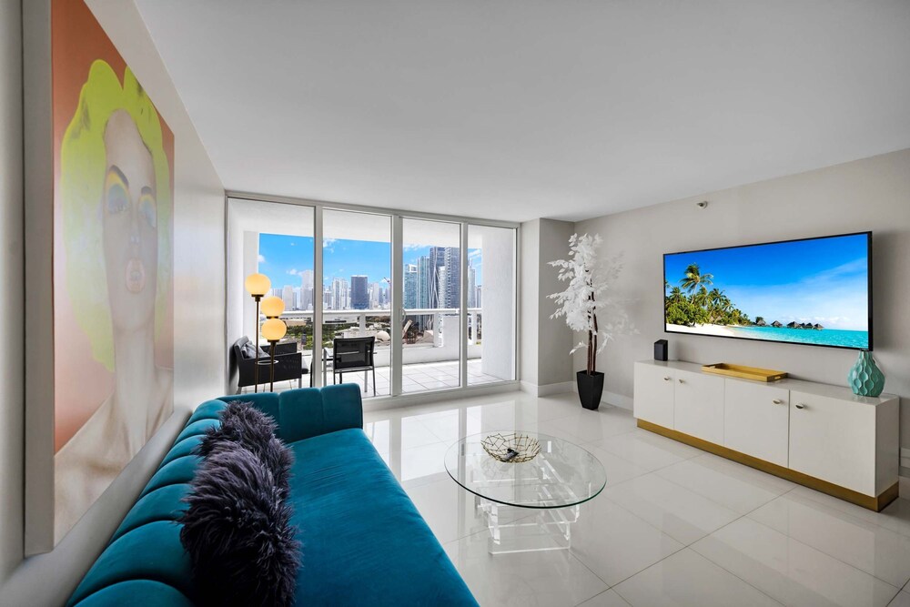 Apartment photo 1