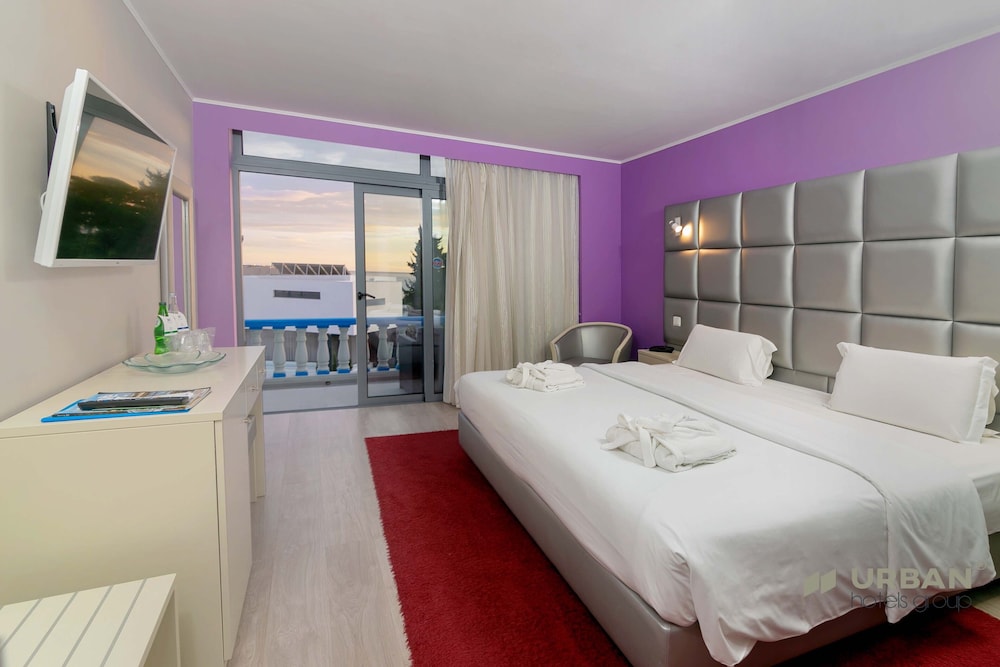 Deluxe Double Room, Sea View - Photo 2