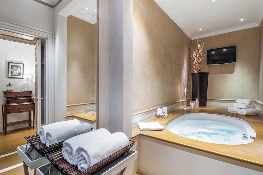 Santa Croce Royal Suite, Stay for Kids and Teens Included - Photo 8