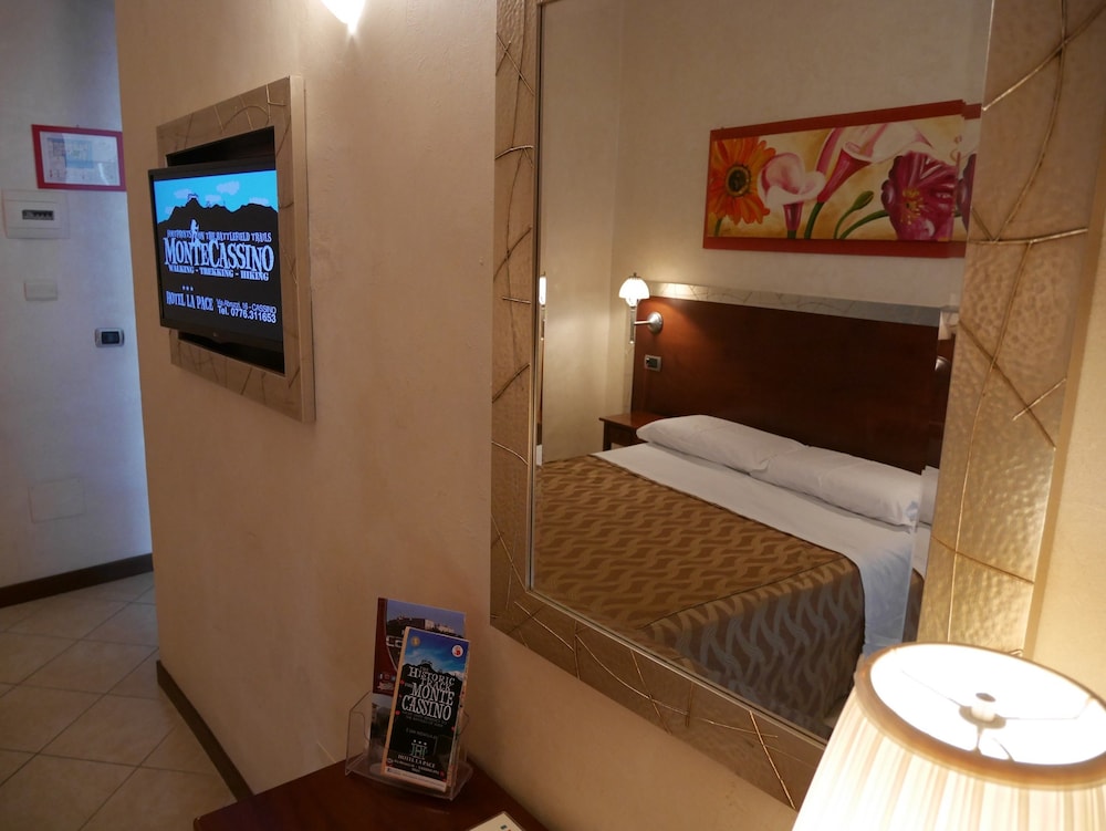Double or Twin Room photo 2