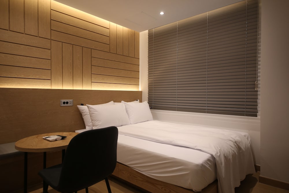 Standard Room photo 3