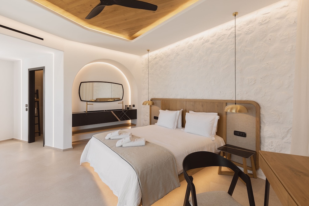 Junior Studio Suite, Sea View - Photo 3