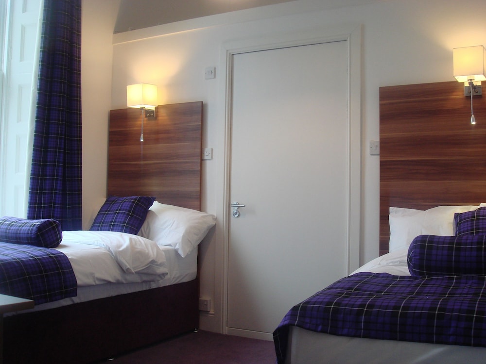 Deluxe Twin Room photo 3
