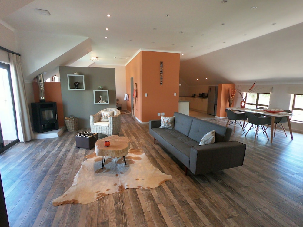 Luxury Suite photo 3