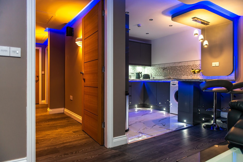 Design Apartment, Private Bathroom (Jacuzzi) - Photo 20