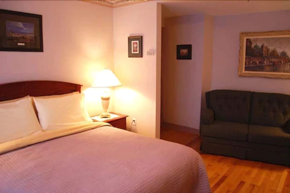 Junior Suite, 1 Queen Bed photo 2