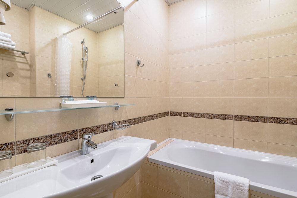 Superior Double or Twin Room photo 2