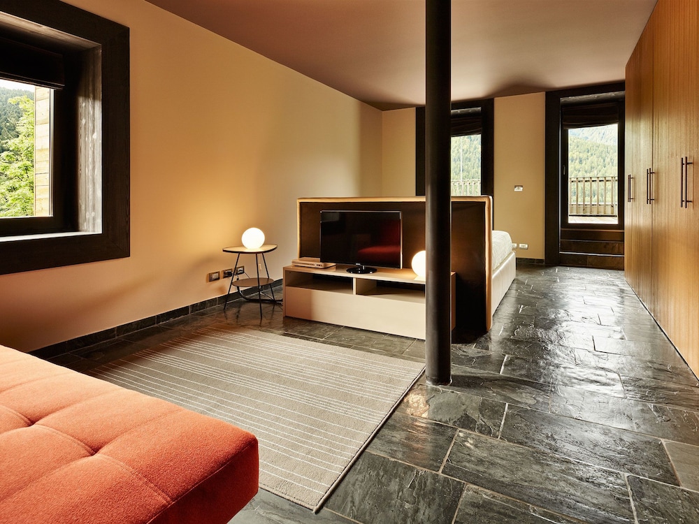 Suite, Terrace, Lake View photo 3