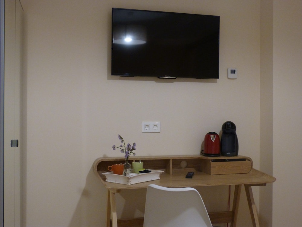 Standard Double or Twin Room photo 2