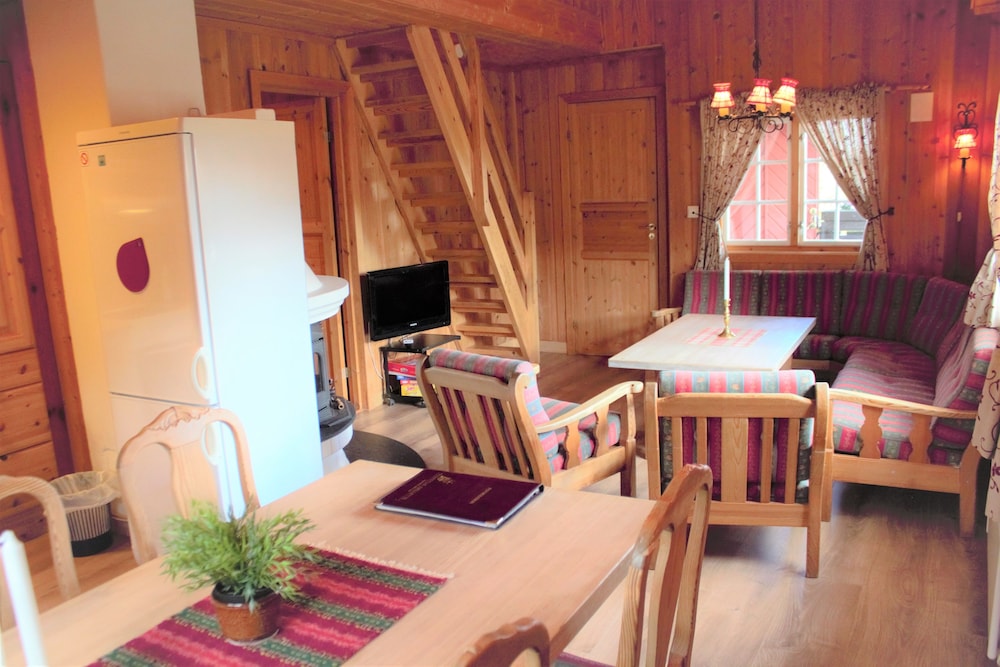 Cabin, 4 Bedrooms, Sauna (Towel, bed linen & cleaning not incl) photo 1