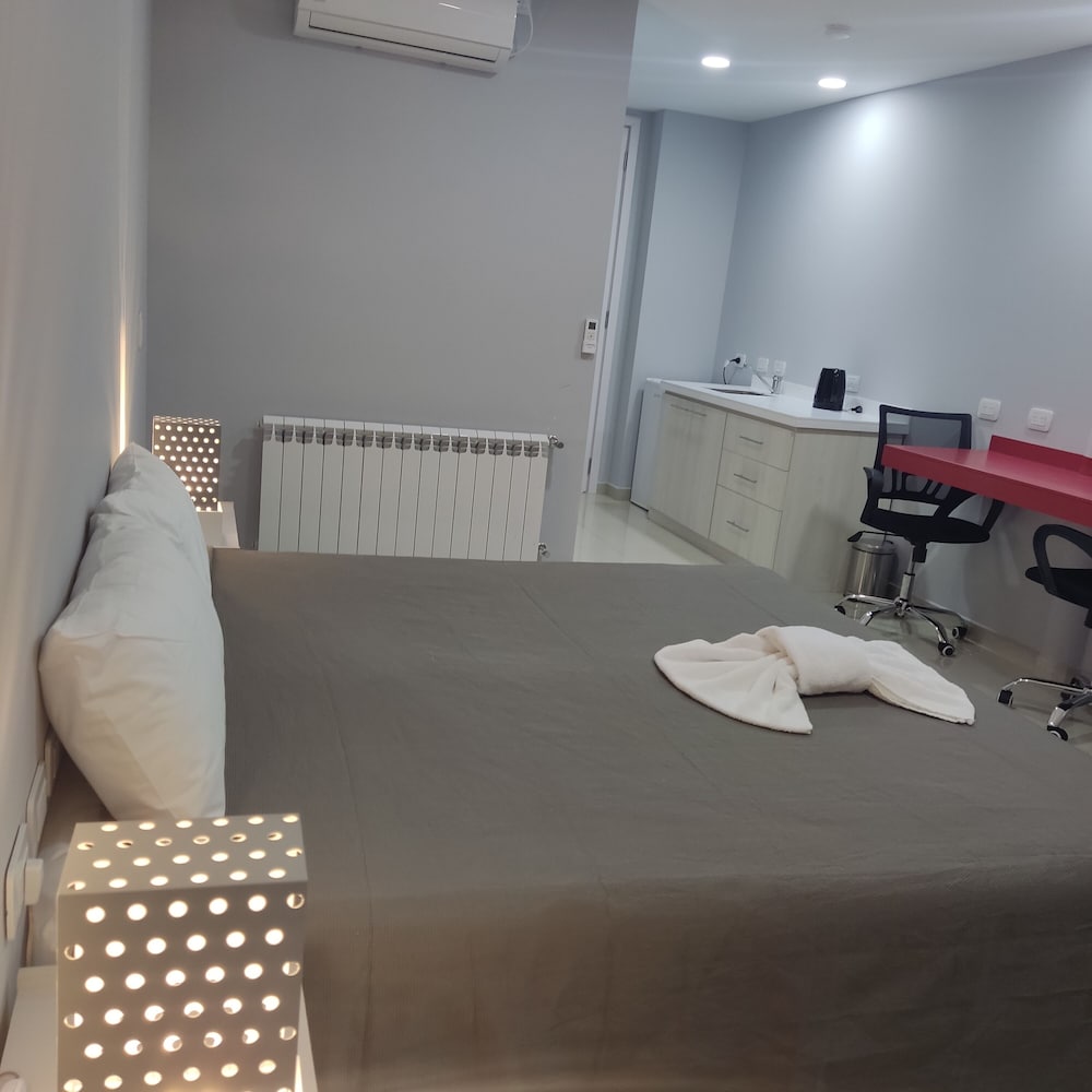 Business Single Room, 1 King Bed