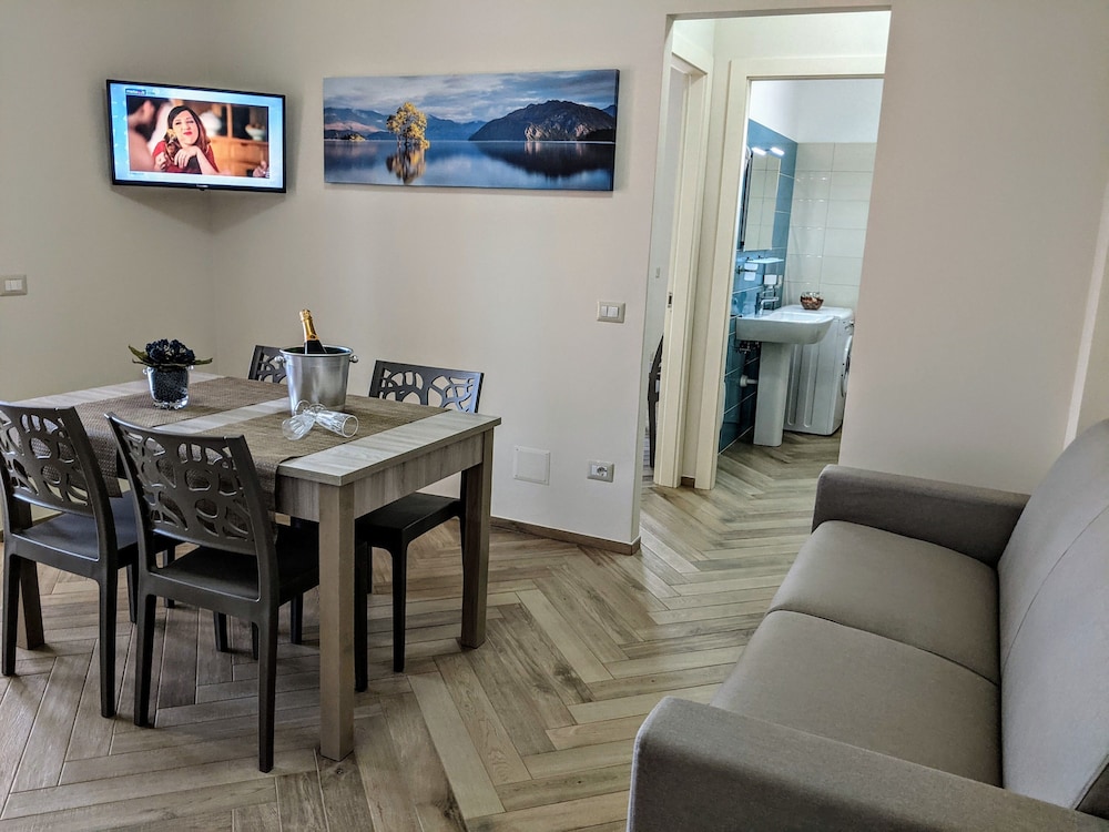 Deluxe Apartment photo 3