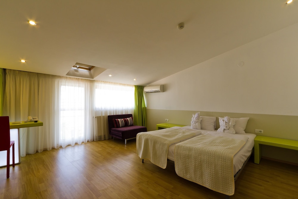 Economy Loft - Photo 1