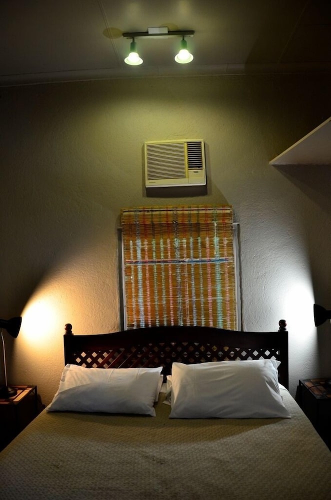 Double Room (1) photo 3
