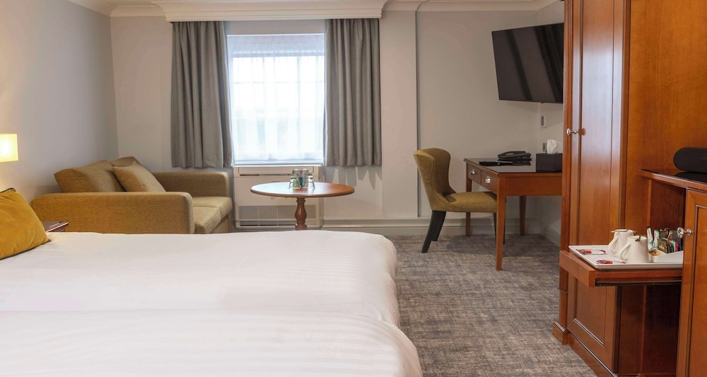 Executive Room, 2 Twin Beds, Non Smoking (With Sofabed)