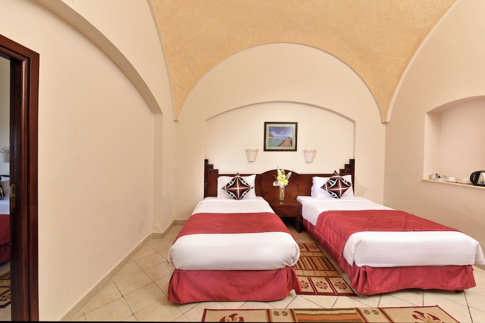 Standard Room, Balcony, Pool View photo 1