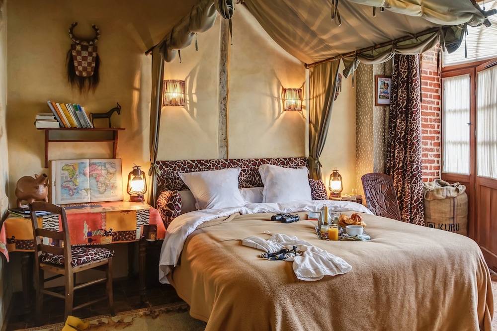 Double Room (Safari)