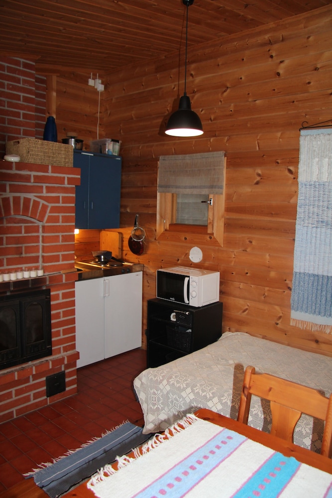 Economy Cabin, Sauna, Lakeside photo 3