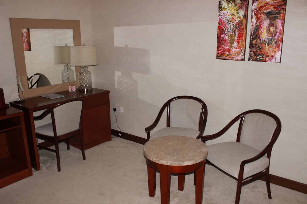 Classic Twin Room, City View photo 2