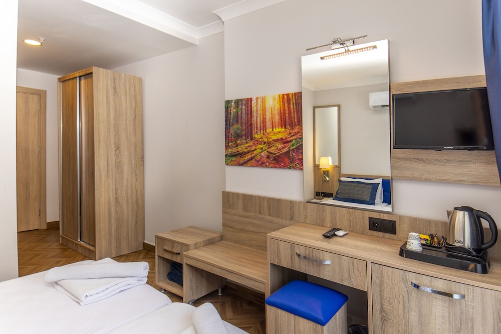 Standard Room photo 3