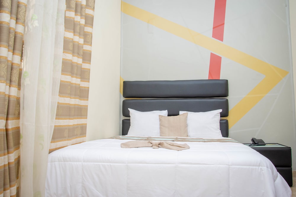 Standard Room, 1 Queen Bed, Non Smoking