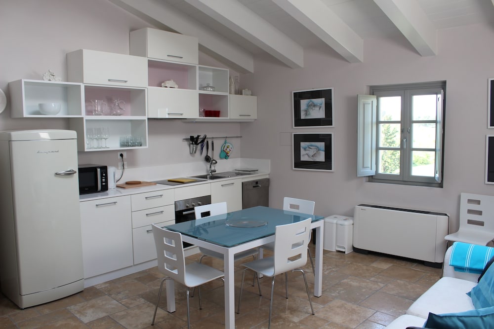 Comfort Apartment, 1 Bedroom, Hill View (Botticelli) photo 2