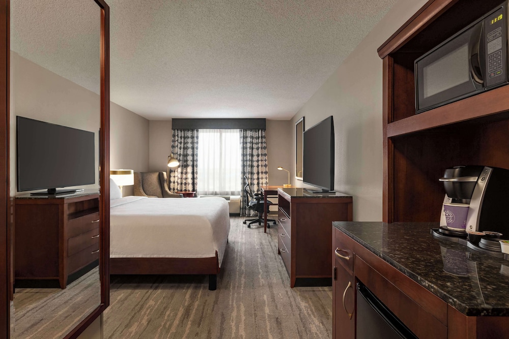 Standard Room (Bed Type Assigned At Check-In) - Photo 3
