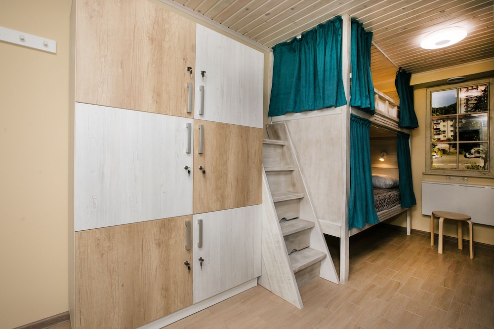 Shared Dormitory, Women only photo 1