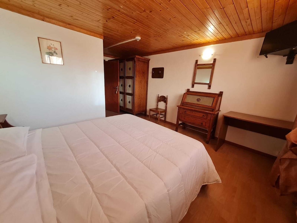 Basic Double Room photo 2