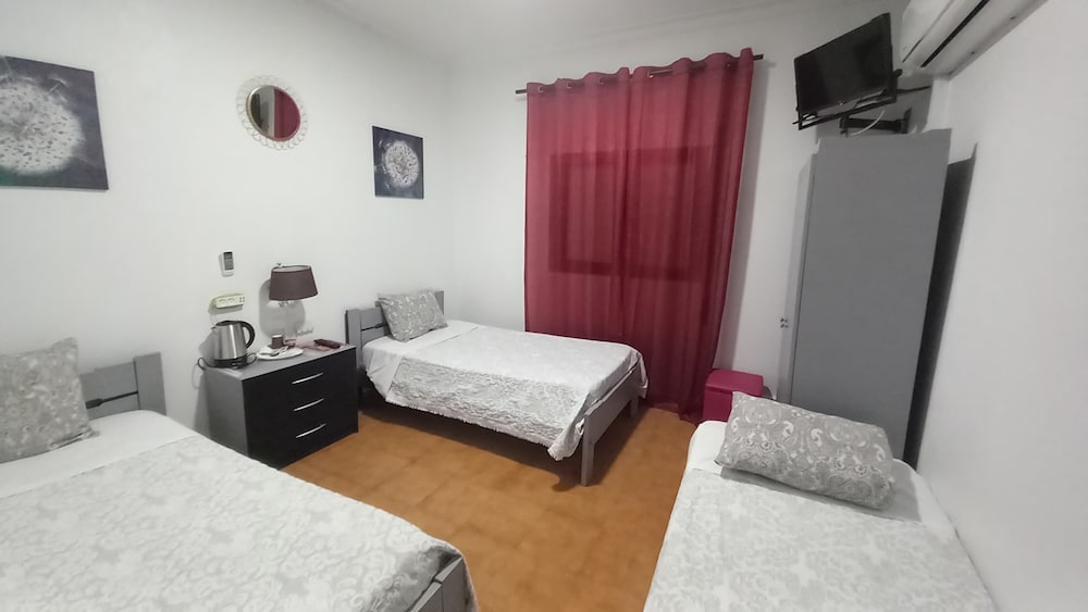 Triple Room, Non Smoking, Air conditioning