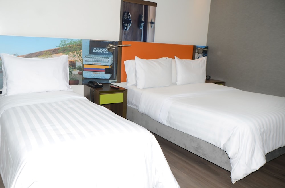 Room, Multiple Beds photo 3
