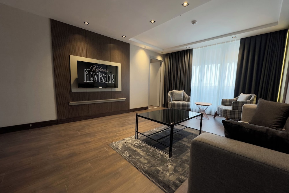 Family Suite, 1 Bedroom, City View photo 1
