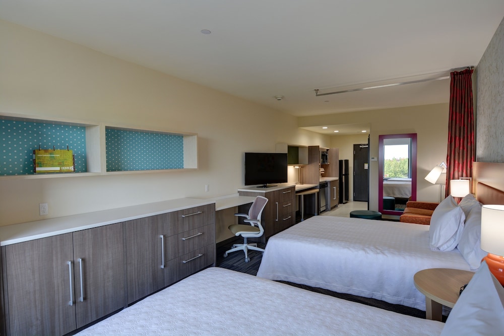 Studio, 2 Queen Beds, Accessible, Bathtub photo 2