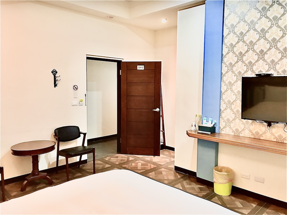 Double Room (B05) photo 2