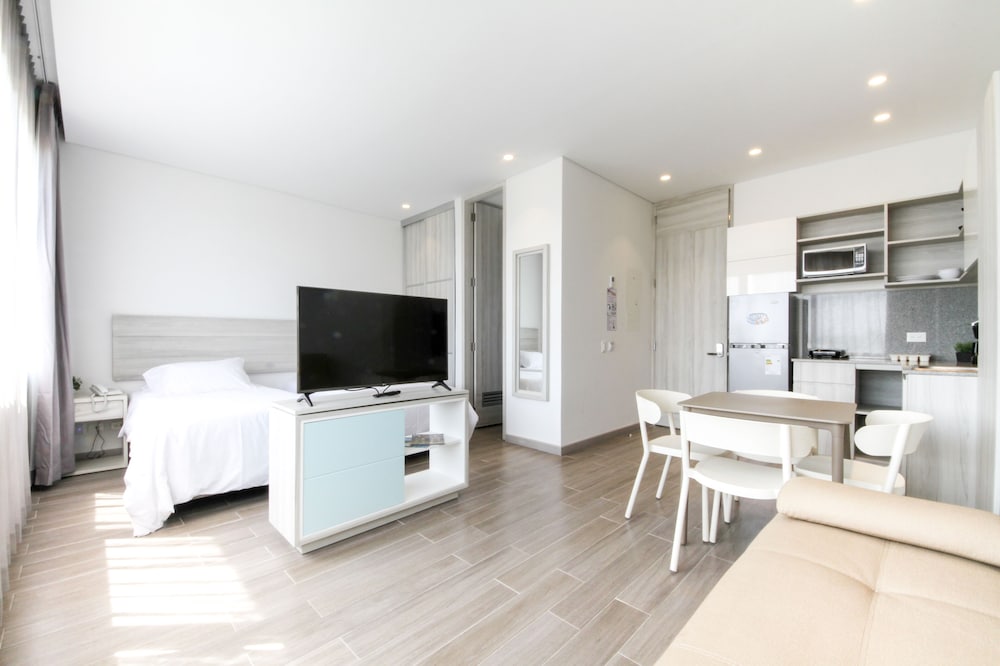 Loft, 1 Bedroom - Photo 10